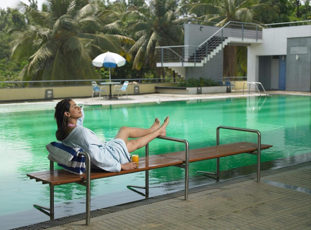 The Woodrose Hotel Bangalore Ngoại thất bức ảnh